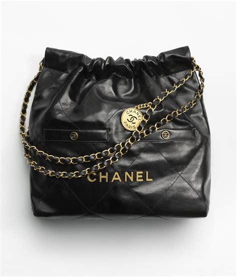 Mini sac chanel 22, Agneau brillant, charms bijoux & métal doré, 